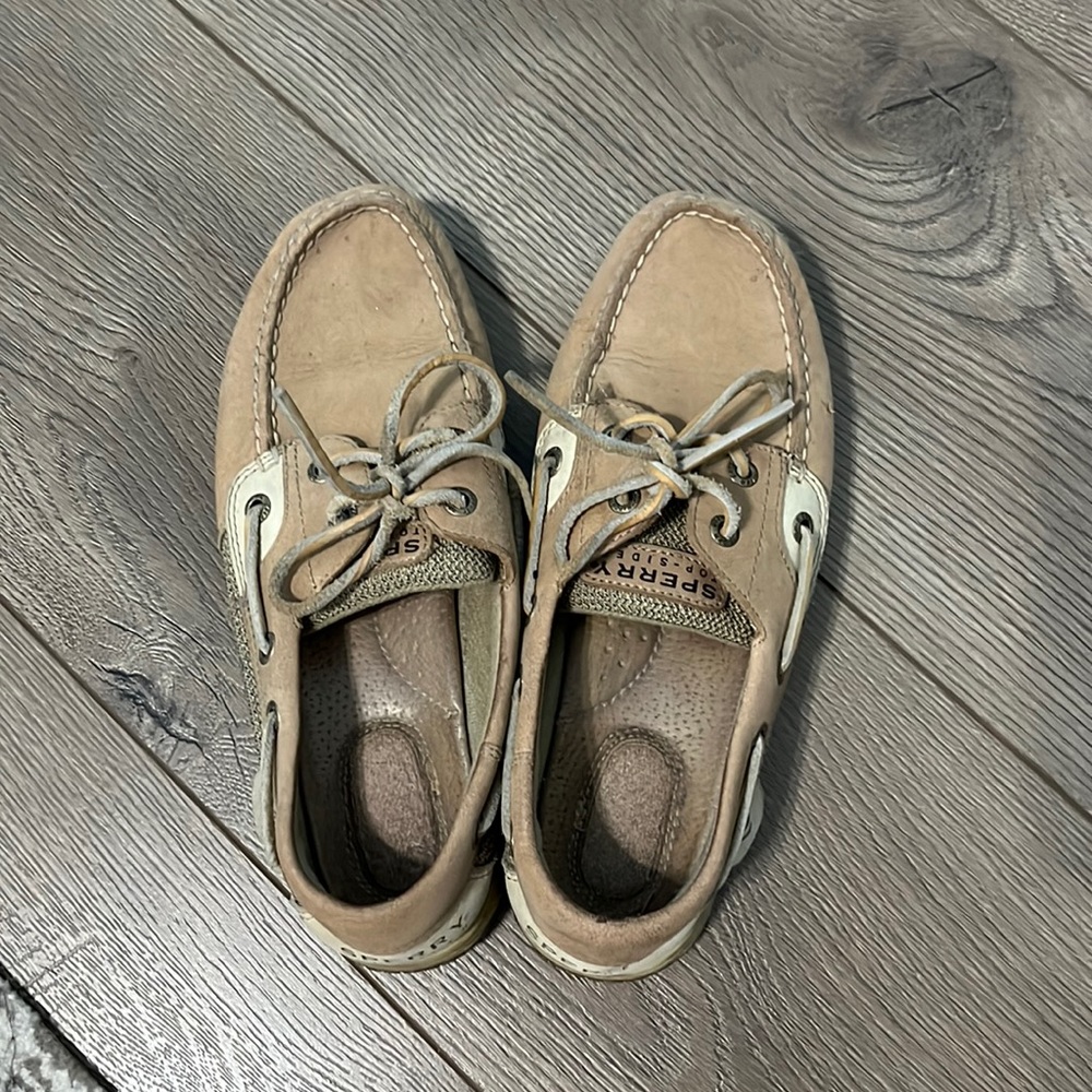 Sperry boat shoes